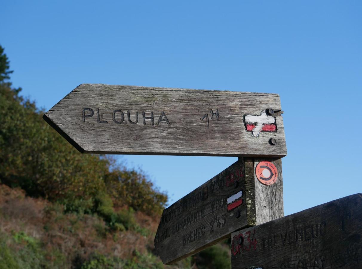 Les Gites De Keregal Plouha Exteriör bild